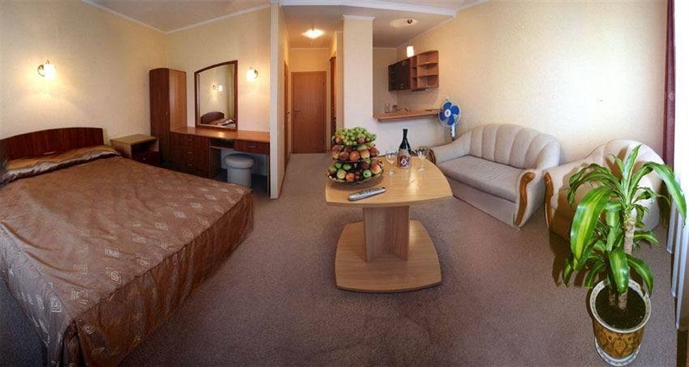 Mariot Medical Center Hotel Truskavec' Esterno foto