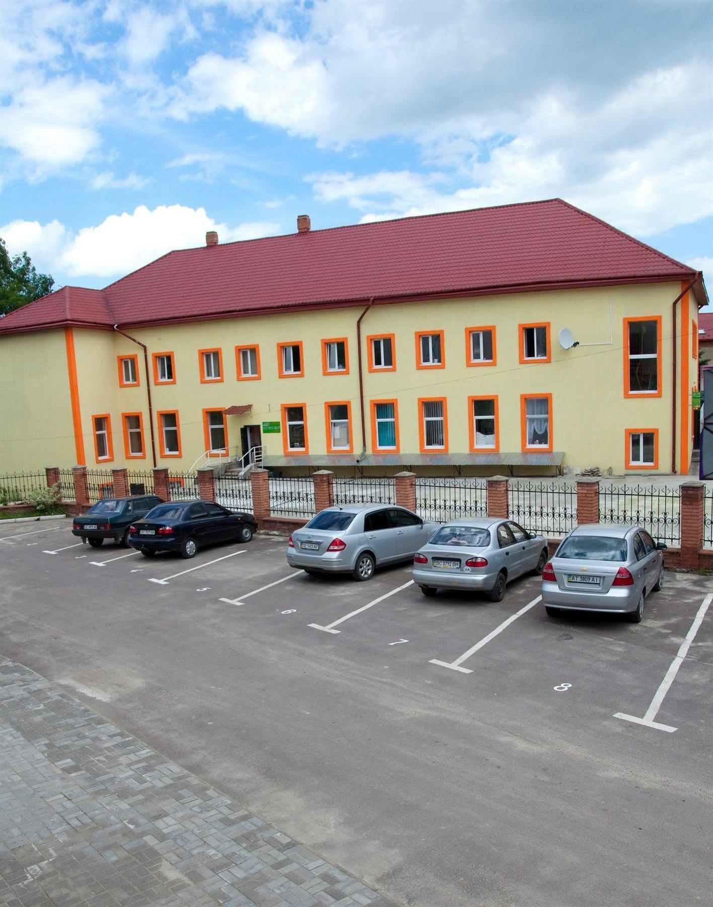 Mariot Medical Center Hotel Truskavec' Esterno foto